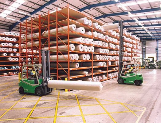 How to effectively manage fabric warehouses for textile and garment enterprises 