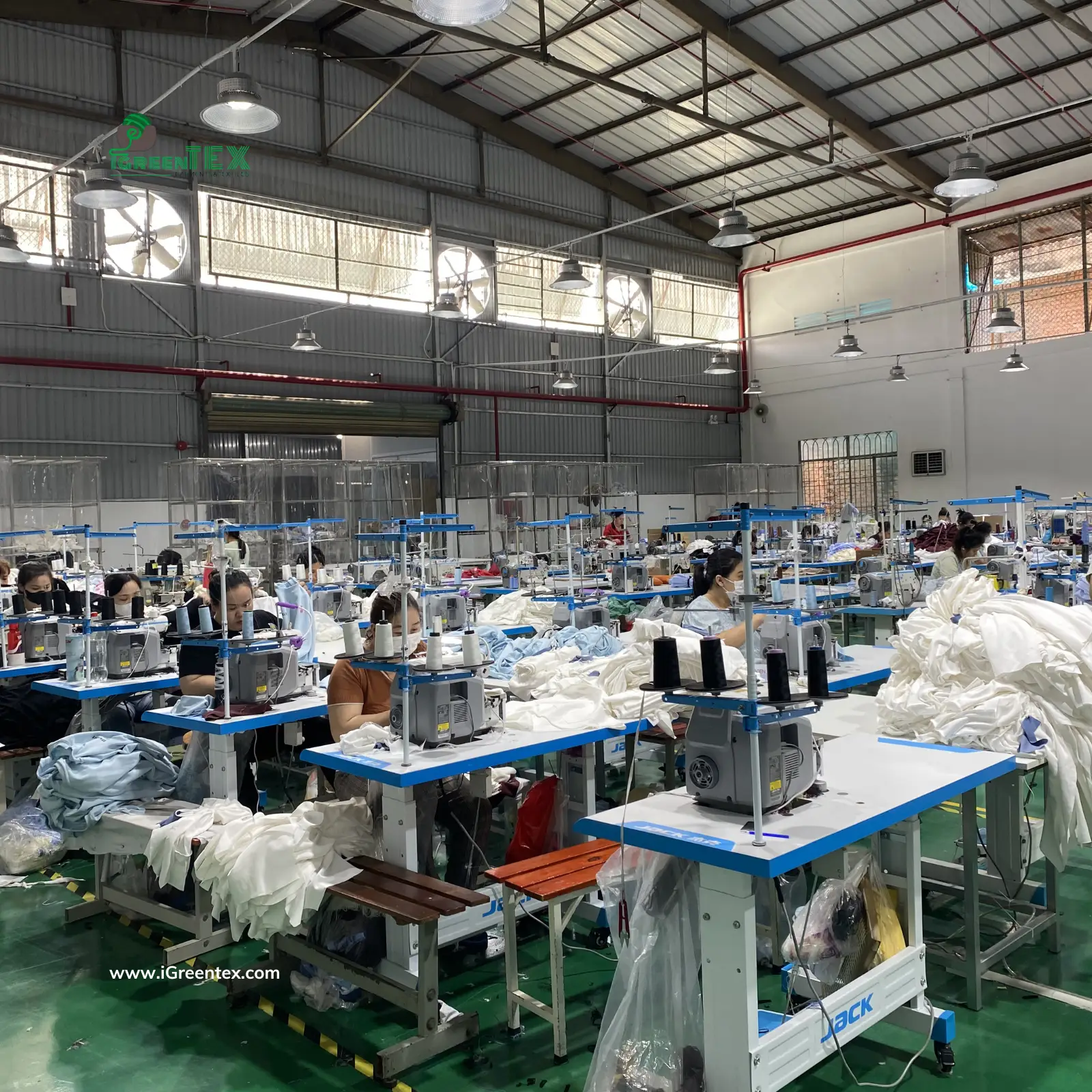 An advanced garment production line inside iGreen Tex Vietnam, illustrating why international brands look at the best countries for clothing manufacturing to secure stable production.